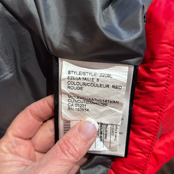 Canada Goose Women's Ellison Puffer down Jacket - Picture 8 of 12